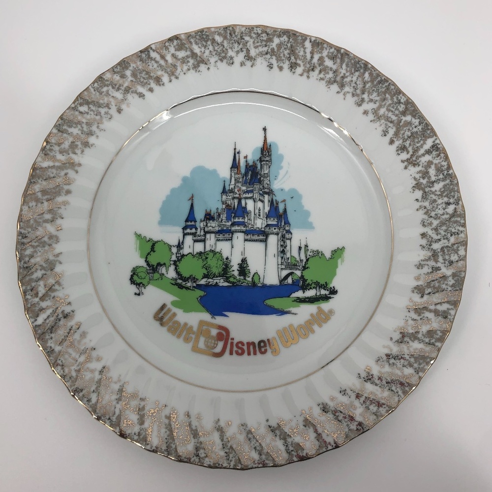 Walt Disneyworld Castle Porcelain Souvenir Plate